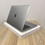 APPLE MACBOOK PRO 2020 (A2338) |APPLE M1 CHIP| 8GB RAM|256GB SSD|13.3 INCH RETINA DISPLAY|TOUCH BAR AND TOUCH ID