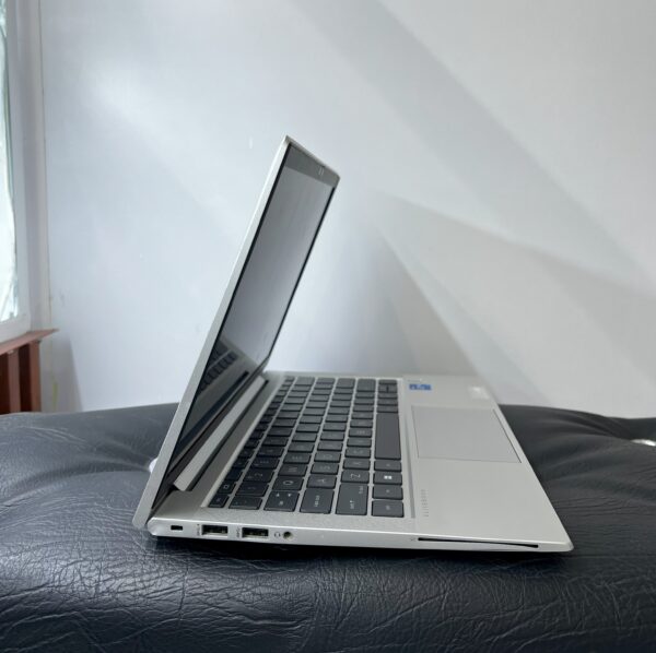 HP ELITEBOOK 830 G8| INTEL CORE i5 |16GB RAM |512GB SSD |11TH GENERATION |TOUCHSCREEN|INTEL IRIS Xe GRAPHICS