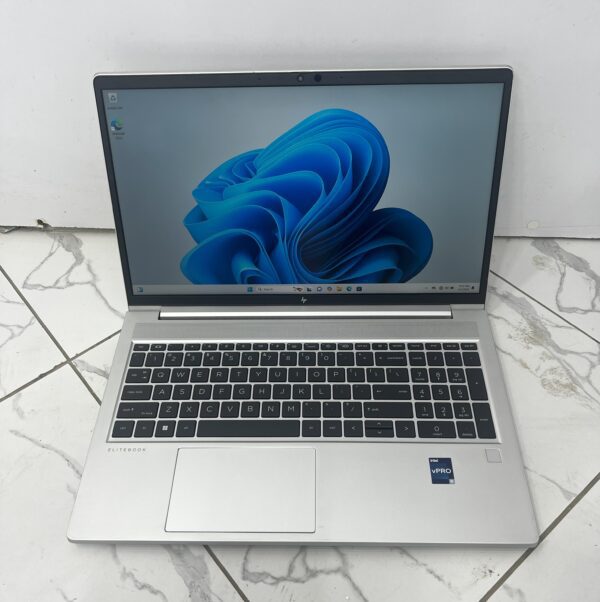 HP ELITEBOOK  650 G9 |12TH GENERATION| INTEL CORE i5 |16GB RAM| 512GB SSD |TOUCHSCREEN|15.6 FHD DISPLAY|INTEL IRIS Xe GRAPHICS