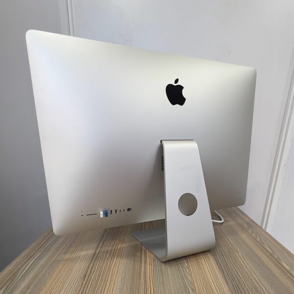 APPLE IMAC A1419 | 27 INCH RETINA DISPLAY | INTEL CORE i7 |7TH GENERATION | 16GB RAM | 512GB SSD | 4GB RADEON GRAPHICS|5K DISPLAY