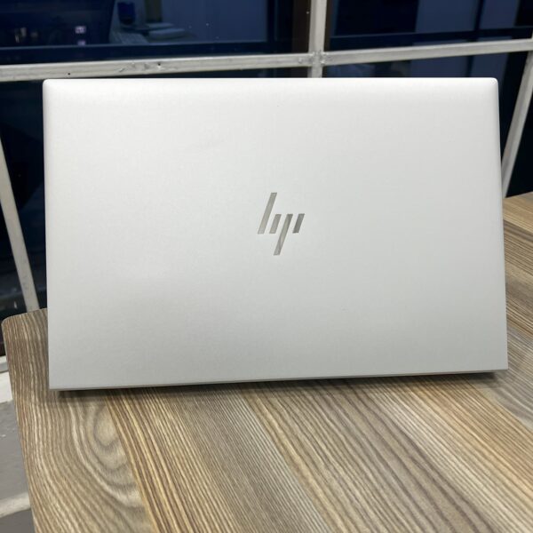 HP ELITEBOOK 845G7 - AMD RYZEN 5 PRO 4650U WITH RADEON GRAPHICS (12 CPUS) - 16GB RAM - 512GB