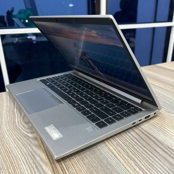 HP ELITEBOOK 845G7 - AMD RYZEN 5 PRO 4650U WITH RADEON GRAPHICS (12 CPUS) - 16GB RAM - 512GB