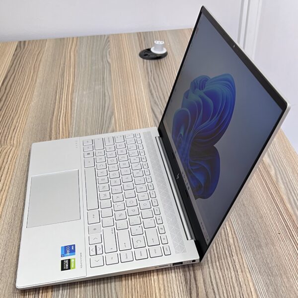 HP ENVY 14 – INTEL CORE I7‑11390H – 3.4GHZ – 16GB RAM – 512GB SSD – 4GB NVIDIA GEFORCE RTX 3050 – 11TH GENERATION