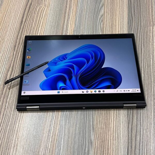 LENOVO THINKPAD YOGA X390 | INTEL CORE i5 | 16GB RAM | 256GB SSD | 8TH GENERATION | TOUCHSCREEN | 13.3 INCH DISPLAY +STYLUS PEN