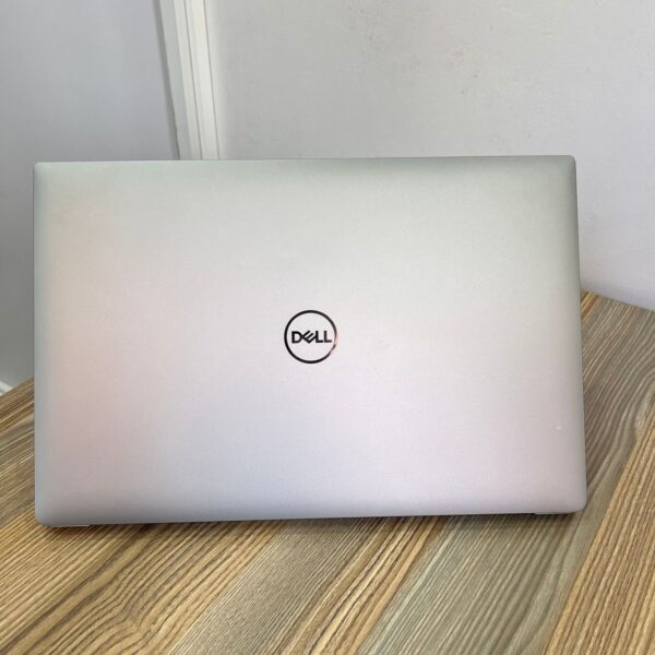 DELL PRECISION 5540 | INTEL CORE I9-9980HK | 32GB RAM | 512GB SSD | 4GB NVIDIA QUADRO T2000 | 15.6 INCH DISPLAY | 4K UHD RESOLUTION | TOUCHSCREEN