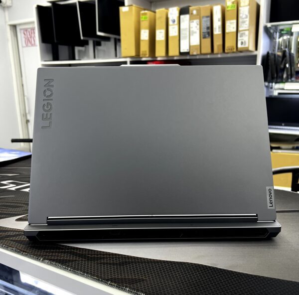 LENOVO LEGION 5 16IRX9 GAMING LAPTOP | AI-ENHANCED PERFORMANCE LA1 AI CHIP | 16” WQXGA (2560X1600) 165HZ |  INTEL® CORE™ I9-14900HX |  32GB DDR5 RAM | 1TB SSD, NVIDIA® RTX™ 4060 8GB, WIN11 HOME – LUNA GREY