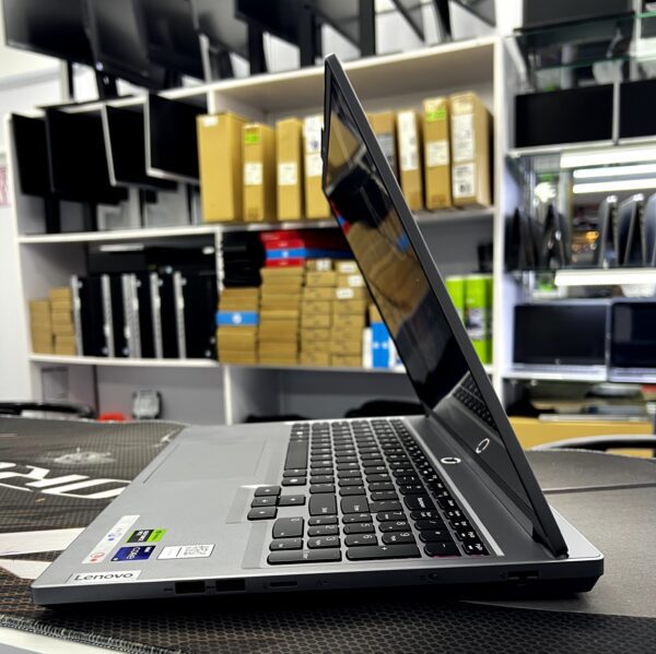 LENOVO LEGION 5 16IRX9 GAMING LAPTOP | AI-ENHANCED PERFORMANCE LA1 AI CHIP | 16” WQXGA (2560X1600) 165HZ |  INTEL® CORE™ I9-14900HX |  32GB DDR5 RAM | 1TB SSD, NVIDIA® RTX™ 4060 8GB, WIN11 HOME – LUNA GREY