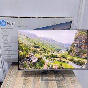 HP M32f Monitor