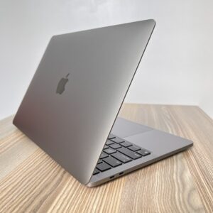APPLE MACBOOK PRO 13
