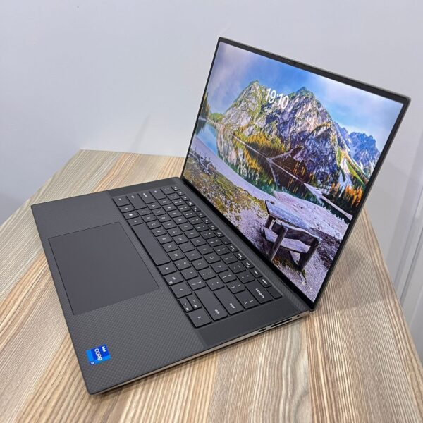 DELL PRECISION 5560 MOBILE WORKSTATION | INTEL CORE i7-11800H | NVIDIA T1200 4GB | 16GB RAM | 512GB SSD | HIGH-RES DISPLAY | WINDOWS 11 PRO