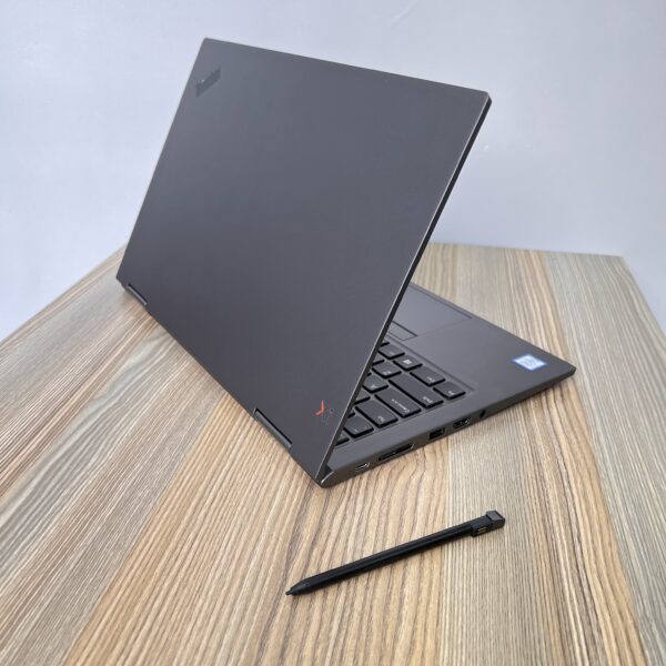 LENOVO THINKPAD X1 YOGA (20QGSONJ00) | INTEL CORE i7 | 16GB RAM | 512GB SSD | 14” TOUCHSCREEN x360 | PEN SUPPORT | WINDOWS 11 PRO