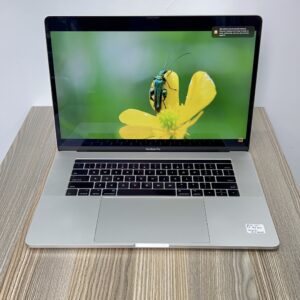 MACBOOK PRO 15” (2017) | INTEL CORE i7 | AMD RADEON PRO 555 | 16GB RAM | 256GB SSD | 2.8K RETINA DISPLAY | TOUCH BAR | macOS VENTURA