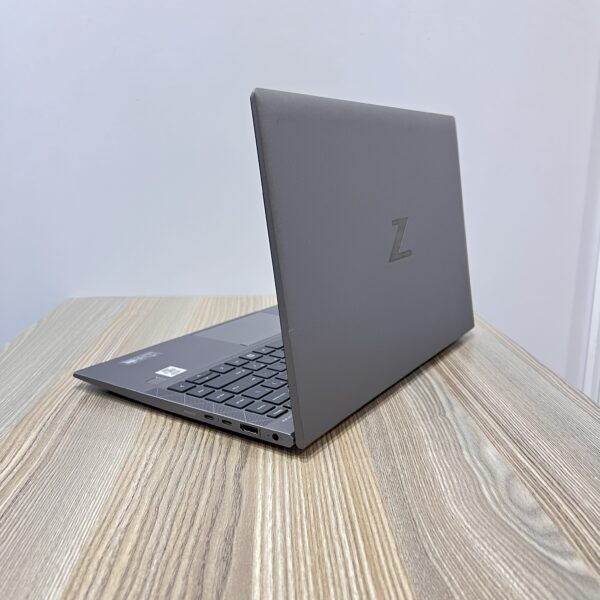 HP ZBOOK FIREFLY 14 G7 | CORE i7-10810U | 32GB RAM | 512GB SSD | QUADRO P520 4GB | 14” FHD TOUCH | WIN 11 PRO + OFFICE 2021