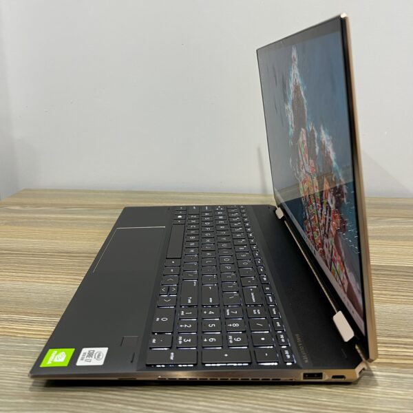 HP SPECTRE x360 15-EB0XXX | INTEL CORE i7-10510U | MX330 2GB | 16GB RAM | 512GB SSD | 15.6” 4K UHD TOUCH | 2-IN-1 CONVERTIBLE
