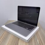 Apple MacBook Pro 13.3-Inch (Model A2338, Late 2020) | Apple M1 Chip (8-Core CPU & 8-Core GPU) | 16GB Unified RAM | 512GB SSD Storage | Retina Display 2560×1600 | macOS Sequoia 15.3 | Space Gray | Thunderbolt / USB 4 | Wi-Fi 6 | Bluetooth 5.0 | Backlit Magic Keyboard | All-Day Battery Life
