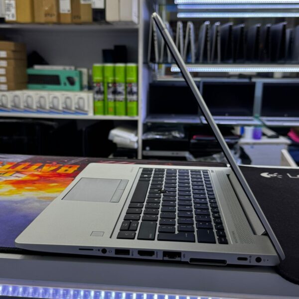 HP ELITEBOOK 735 G6 | AMD RYZEN 7 | 8GB RAM | 256GB SSD | 2GB RADEON GRAPHICS | 13.5” FHD DISPLAY | WINDOWS 11 PRO