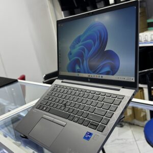 HP ZBOOK FIREFLY 14 G8