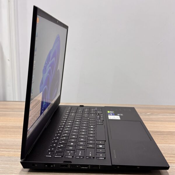 HP OMEN 16 (16-B0XXX) – INTEL CORE I7-11800H | RTX 3050 TI 4GB | 16GB RAM | 512GB SSD | 16.1″ FHD DISPLAY | WINDOWS 11 PRO | OFFICE 2021 | BANG & OLUFSEN AUDIO | WI-FI 6