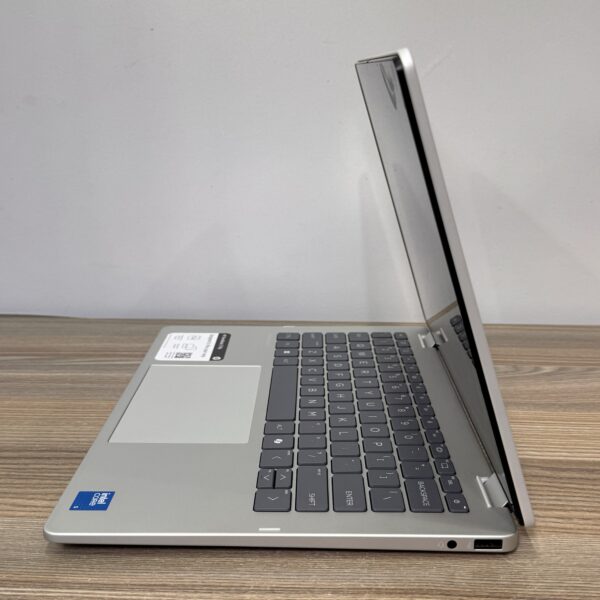 HP OMNIBOOK 5 FLIP 14 – INTEL CORE 5 120U | 8GB RAM | 512GB SSD | 14″ 2K TOUCHSCREEN | WINDOWS 11 PRO | OFFICE 2021 | BACKLIT KEYBOARD