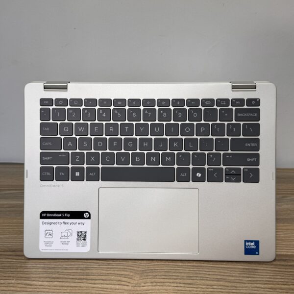 HP OMNIBOOK 5 FLIP 14 – INTEL CORE 5 120U | 8GB RAM | 512GB SSD | 14″ 2K TOUCHSCREEN | WINDOWS 11 PRO | OFFICE 2021 | BACKLIT KEYBOARD
