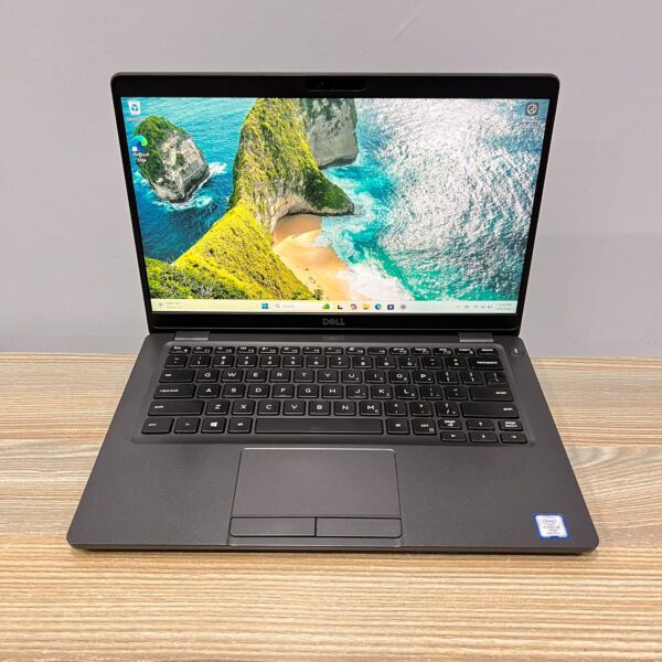 Dell Latitude 5300 | Business Laptop | 13.3-inch FHD Touch | Intel Core i5 | 8GB RAM | 256GB SSD | Intel UHD Graphics 620
