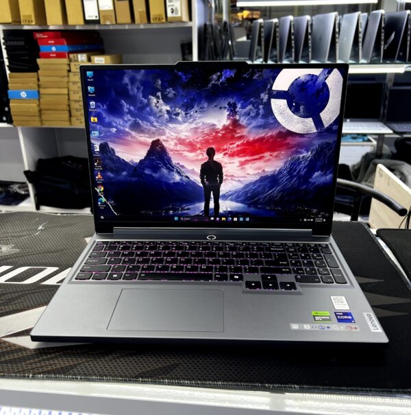 LENOVO LEGION 5 16IRX9 INTEL CORE I9 14900HX 32GB DDR5 RAM 1TB PCIE 4.0 NVME SSD 16 INCH WQXGA IPS DISPLAY NVIDIA GEFORCE RTX 4060 8GB 2024 GAMING LAPTOP