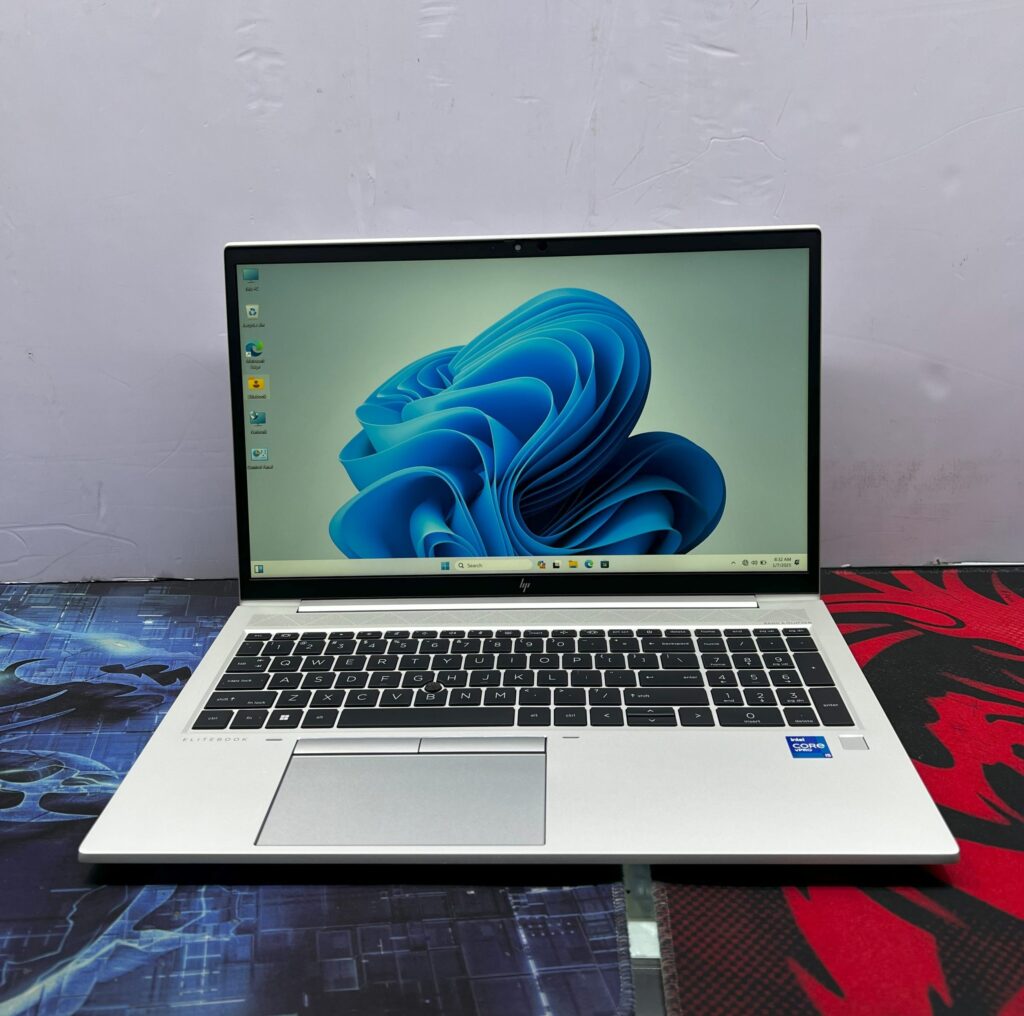 HP EliteBook 850 G8 | Business Laptop | 15.6-inch FHD | Intel Core i5 11th Gen | 16GB RAM | 512GB SSD | Intel Iris Xe Graphics