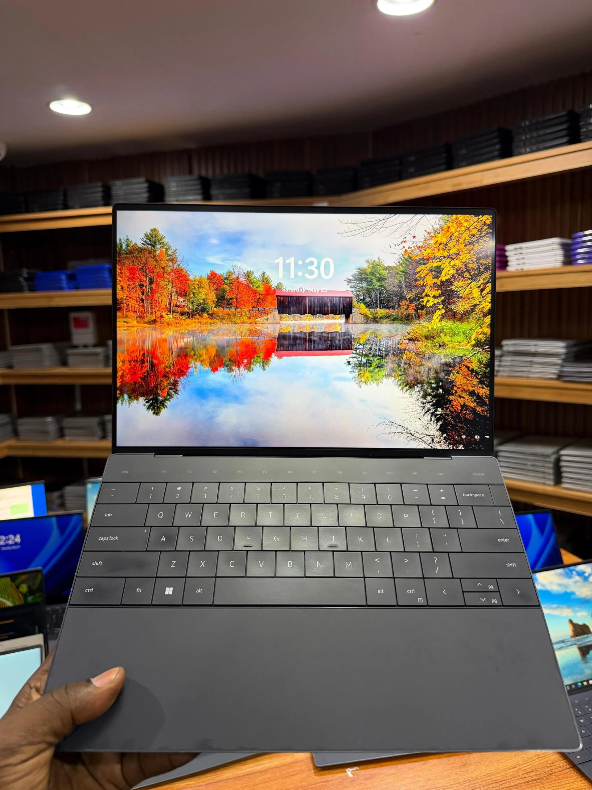 Dell XPS 13 Plus 9320 | Intel Core i7-1260P 12th Gen | 16GB LPDDR5 RAM | 512GB NVMe SSD | 13.4-Inch FHD+ Non-Touch | Intel Iris Xe Graphics
