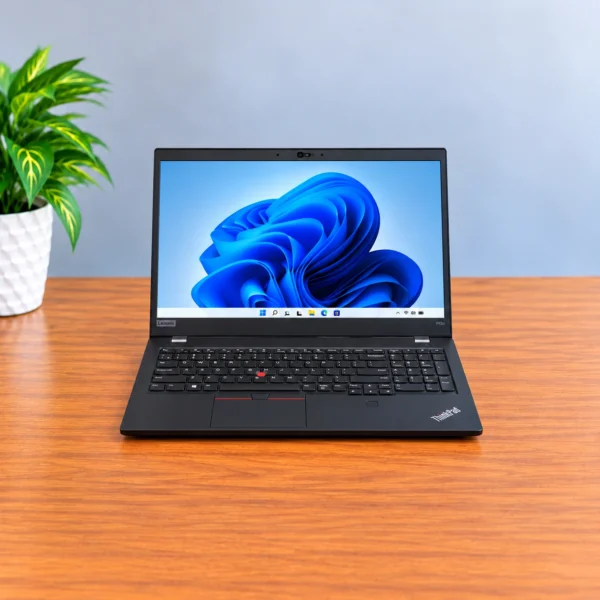 Lenovo ThinkPad P15v Gen 3 Core i7-12700H, 16GB DDR5, 512GB, 15.6" FHD (Refurbished)