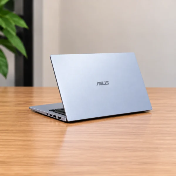 ASUS Vivobook 14 X1404VA Core 5 120U, 8GB DDR5, 512GB SSD, 14" FHD (New)